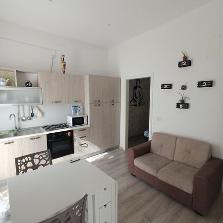 Angolo Di Liberta Appartement Bari Buitenkant foto